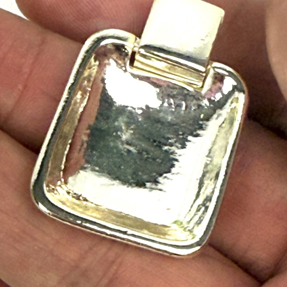 Vintage Chicco’s Silver Pendant | Rectangular Frame Pendant | Designer Jewelry | - Picture 8 of 12